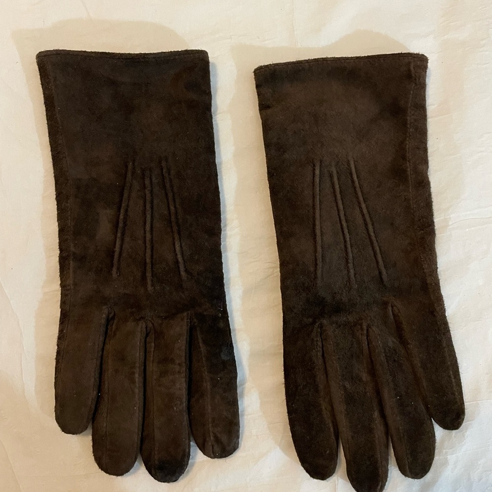 Suede leather gloves….size M
